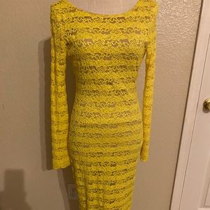 Stunning yellow lace dress!!!